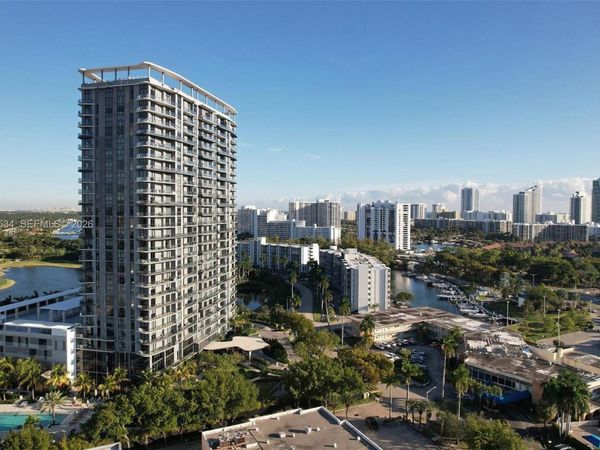 101 Diplomat Pkwy, Unit 1409, Hallandale Beach, FL 33009