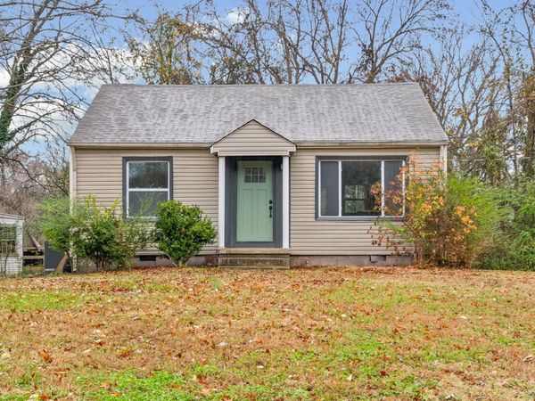 715 McGraw St , Clarksville, TN 37040