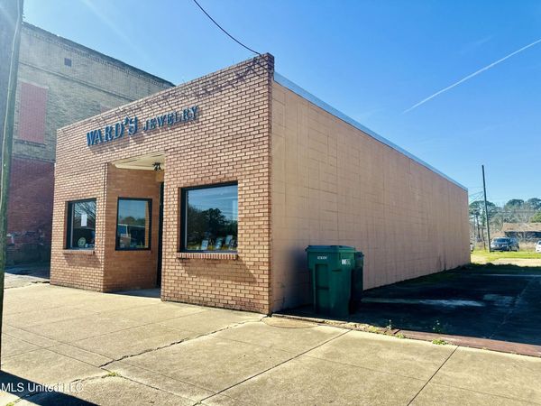 417 N W Depot Street, Durant, MS 39063