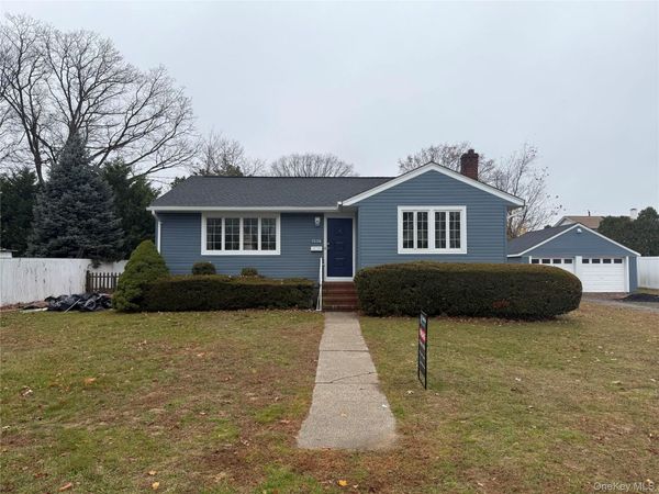 1536 5th Street, West Babylon, NY 11704