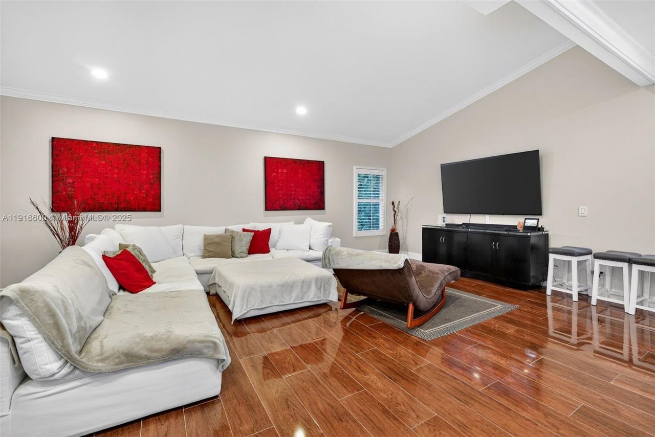 20230 NW 7th St, Pembroke Pines, FL 33029 Photo