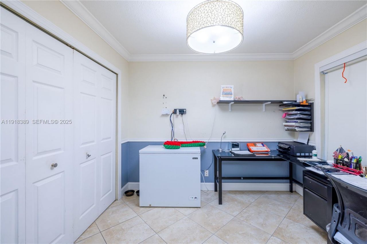 12800 SW 43rd Dr, Unit 102-B, Miami, FL 33175 Photo