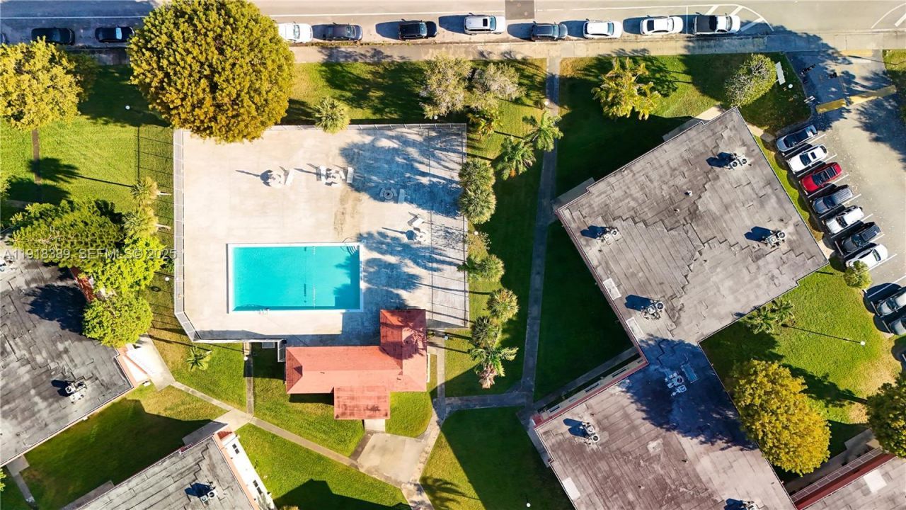 12800 SW 43rd Dr, Unit 102-B, Miami, FL 33175 Photo