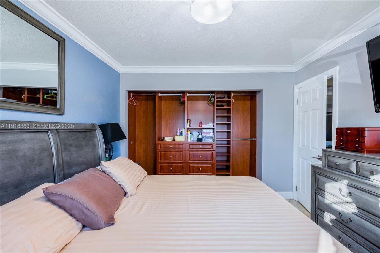 12800 SW 43rd Dr, Unit 102-B, Miami, FL 33175 Photo