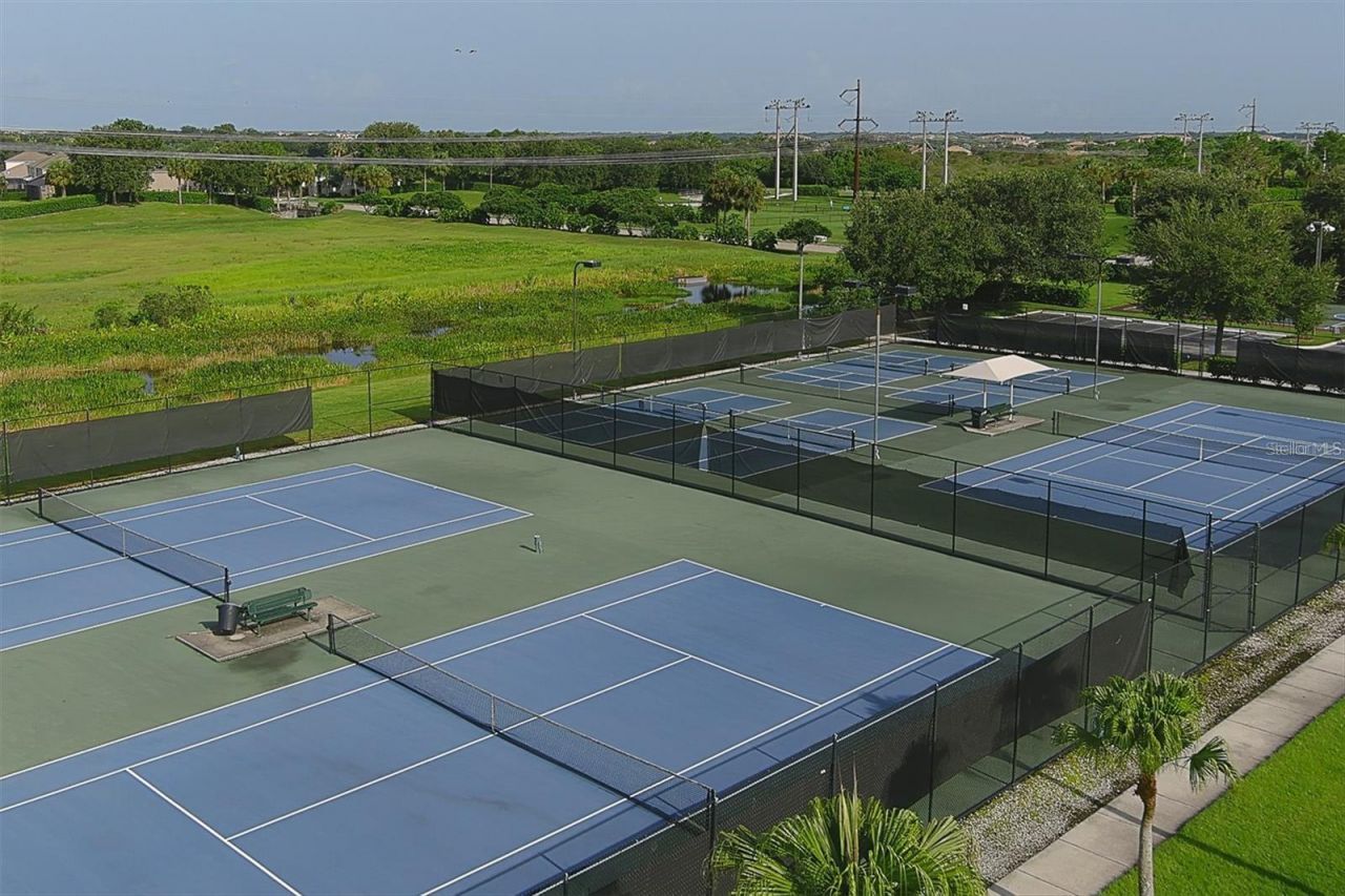 335 Heritage Isles Way, Bradenton, FL 34212 Photo