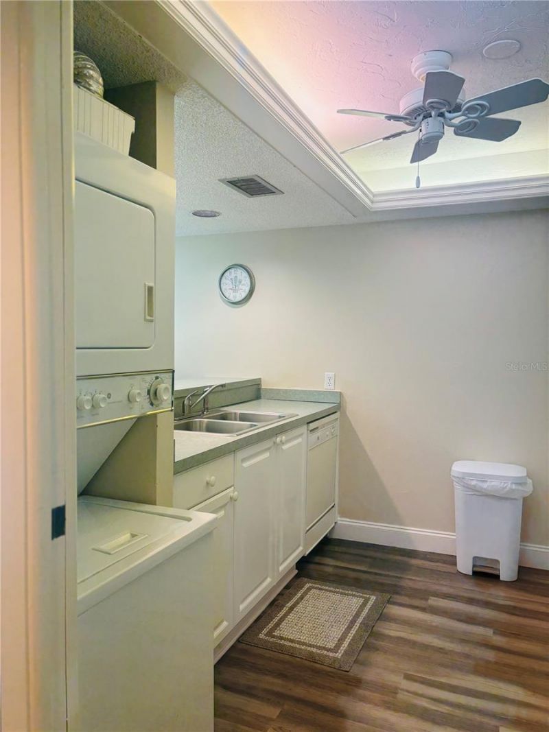 6518 Midnight Pass Road, Unit 209, Sarasota, FL 34242 Photo