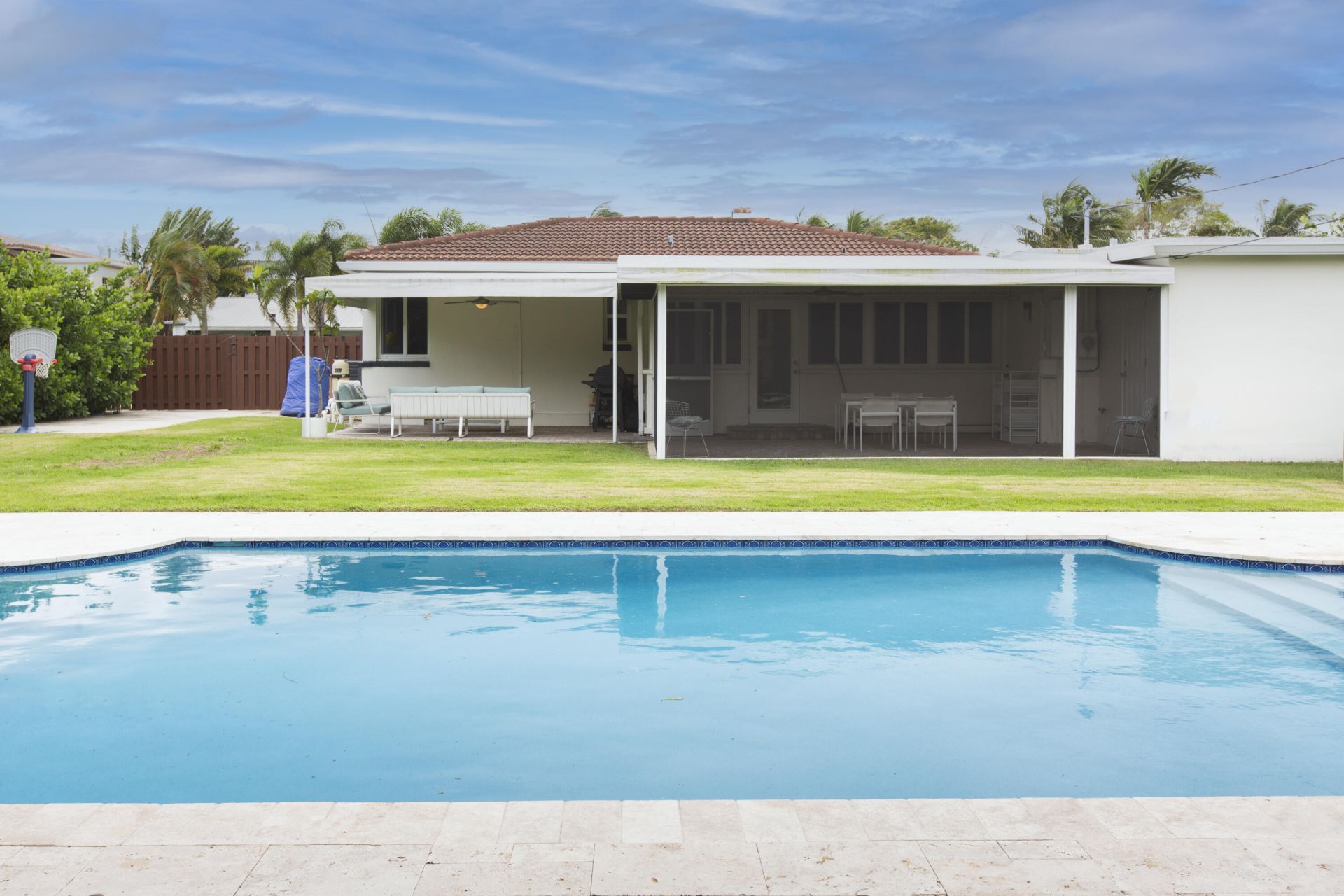 247 Bloomfield Drive, West Palm Beach, FL 33405 Photo