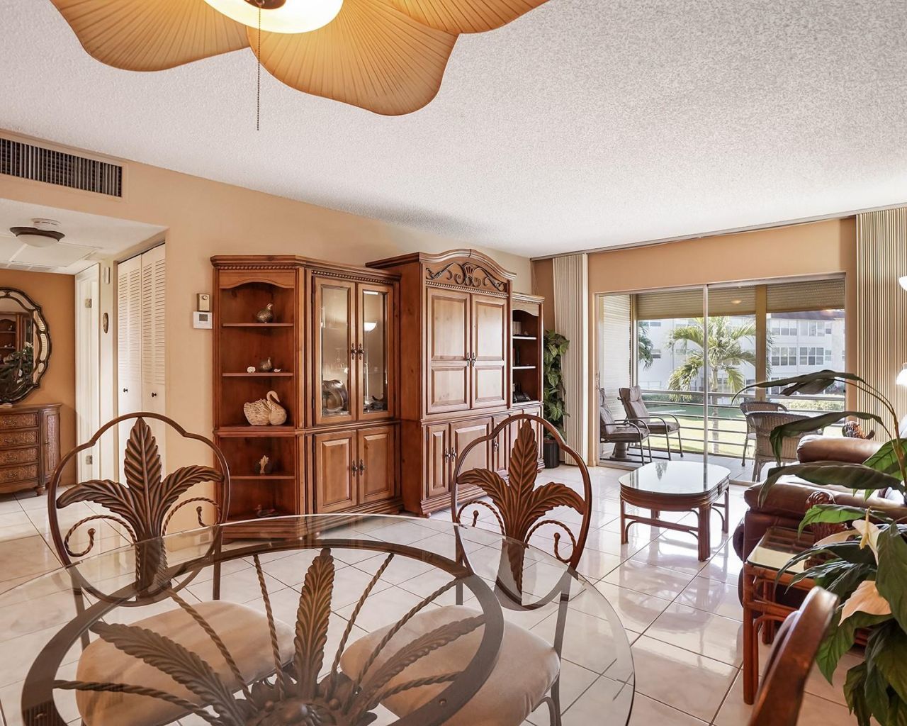 3501 NW 47th Avenue, Unit 503, Lauderdale Lakes, FL 33319 Photo