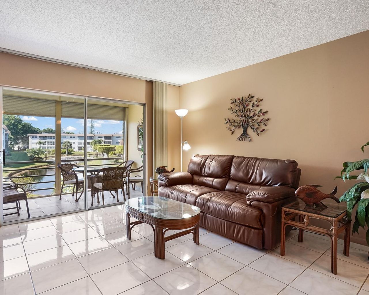3501 NW 47th Avenue, Unit 503, Lauderdale Lakes, FL 33319 Photo