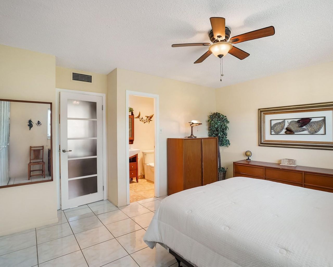3501 NW 47th Avenue, Unit 503, Lauderdale Lakes, FL 33319 Photo