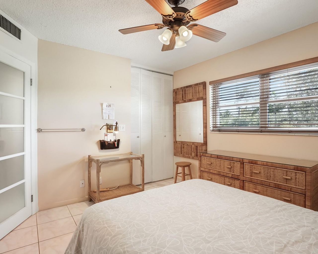3501 NW 47th Avenue, Unit 503, Lauderdale Lakes, FL 33319 Photo