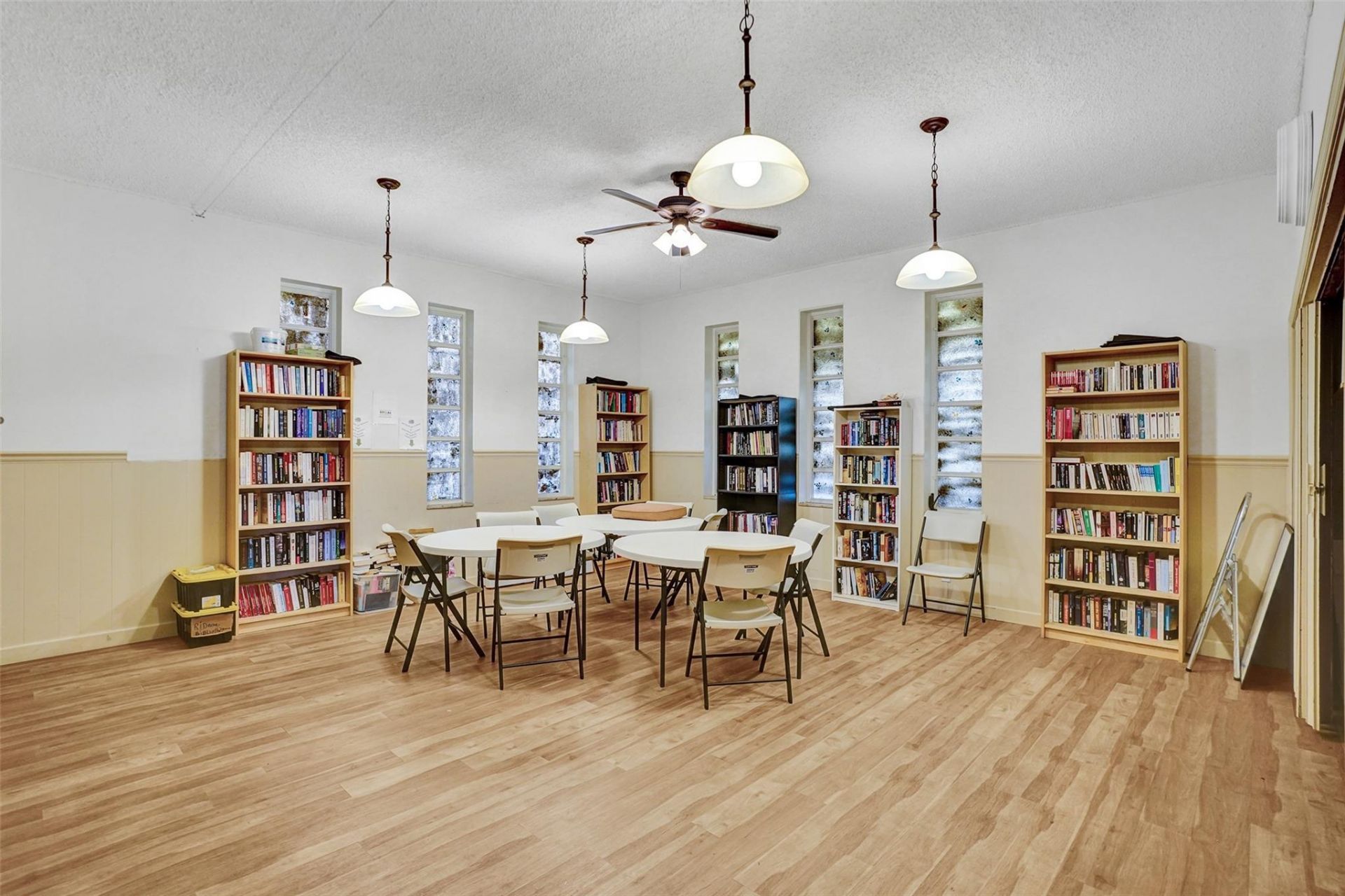 3501 NW 47th Avenue, Unit 503, Lauderdale Lakes, FL 33319 Photo