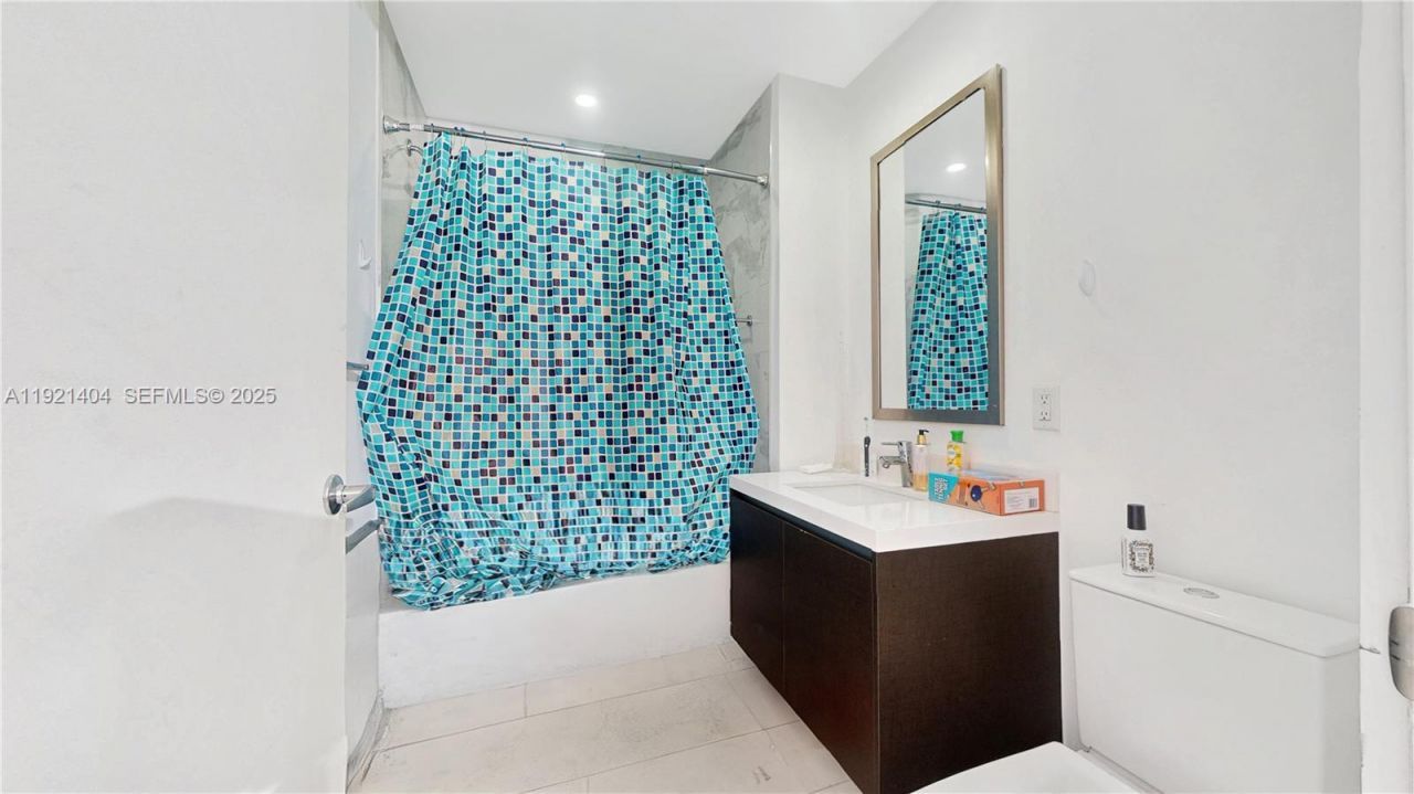 851 NE 1st Ave, Unit 1508, Miami, FL 33132 Photo