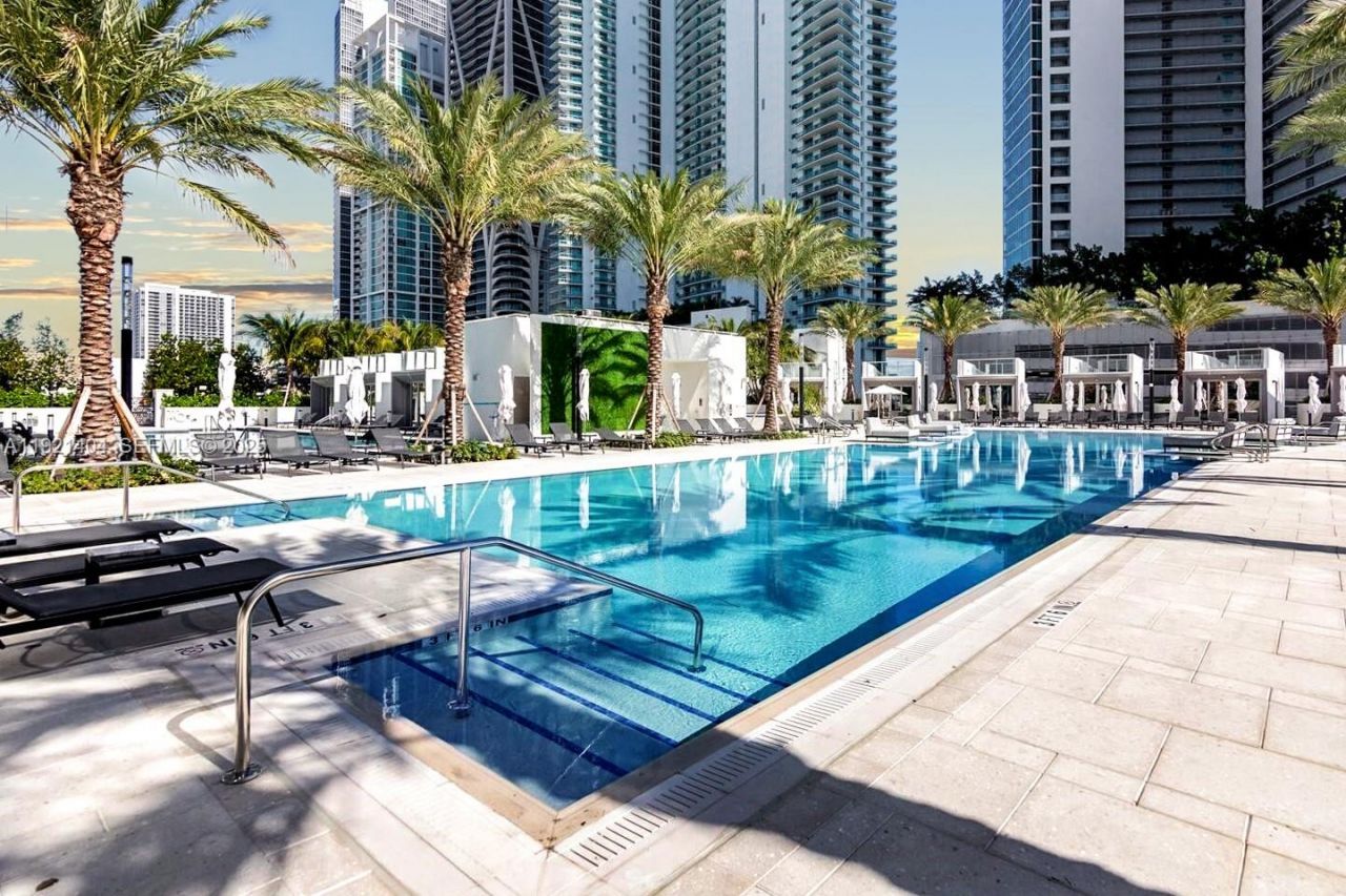 851 NE 1st Ave, Unit 1508, Miami, FL 33132 Photo