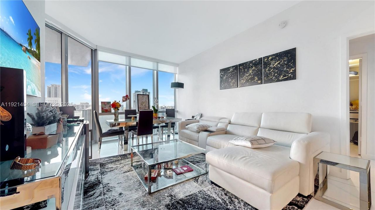 851 NE 1st Ave, Unit 1508, Miami, FL 33132 Photo