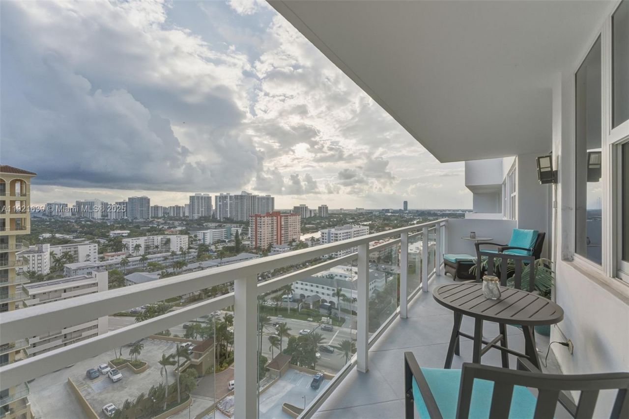 2030 S Ocean Dr, Unit 1810, Hallandale Beach, FL 33009 Photo