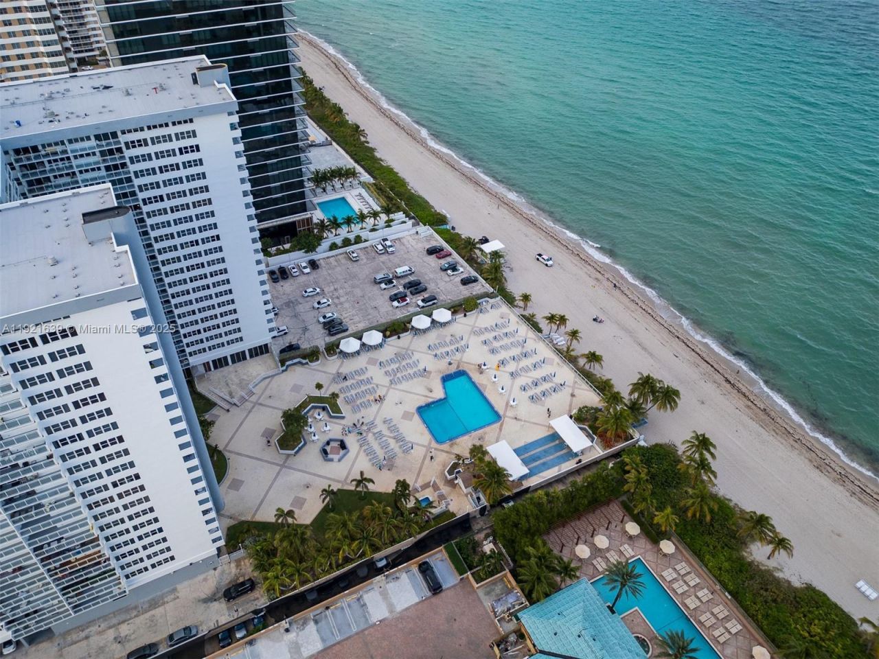 2030 S Ocean Dr, Unit 1810, Hallandale Beach, FL 33009 Photo