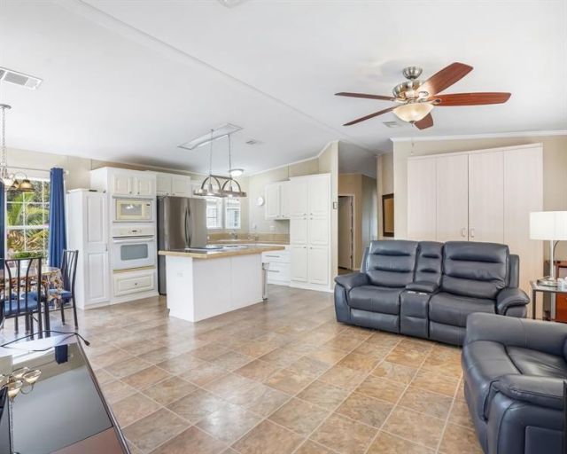 1911 SW 87th Terrace, Davie, FL 33324 Photo