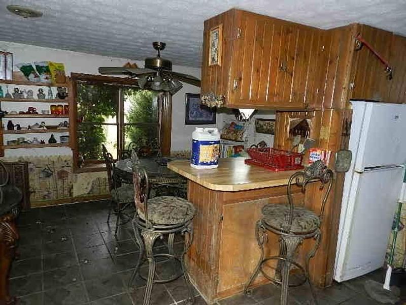 215 W Carey Street, New Bloomington, OH 43341 Photo 14