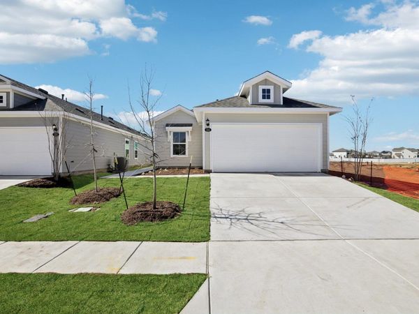 134 Summer DR, Elgin, TX 78621