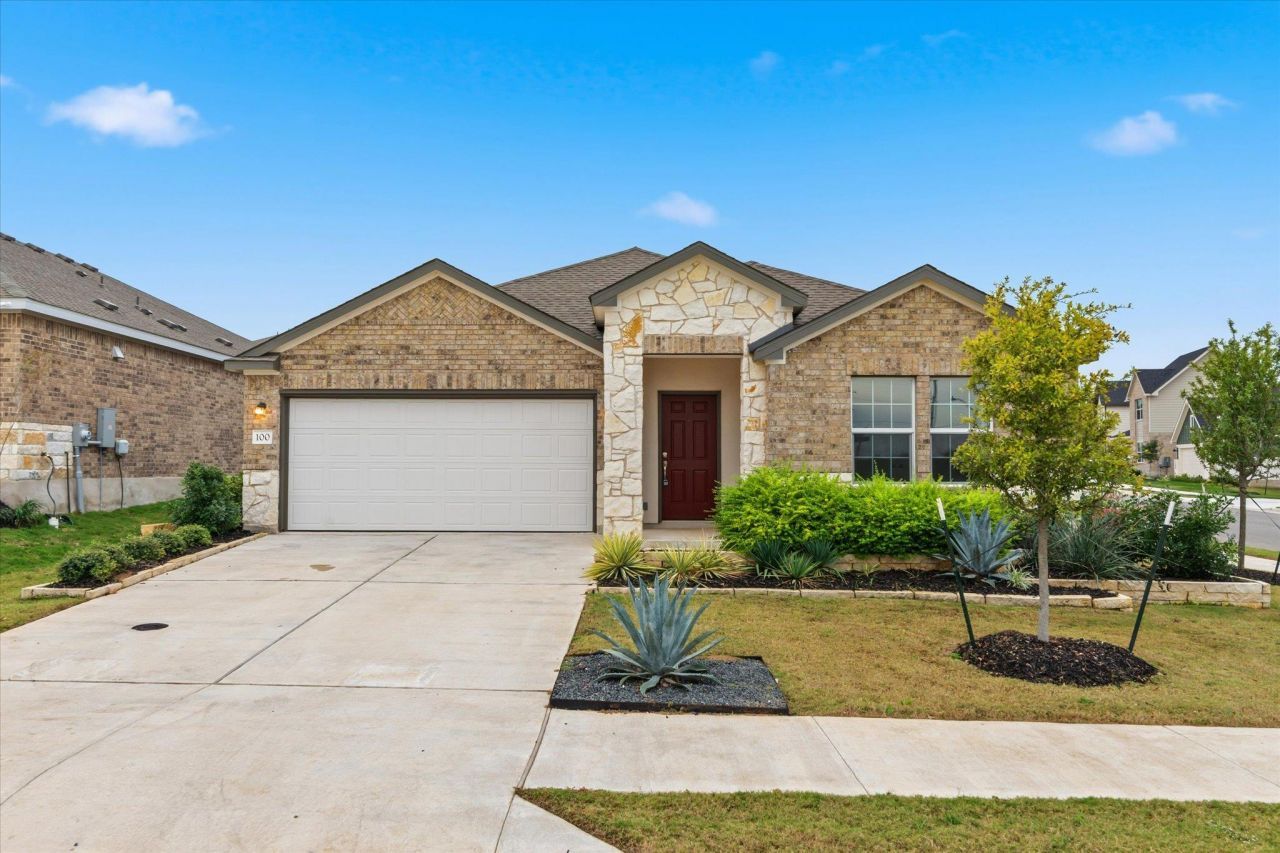 100 Greystone Ct, Marble Falls, TX 78654 Main Photo