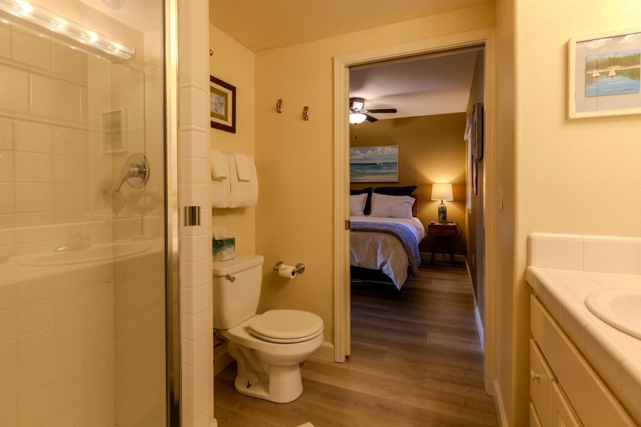 8004 North Lake Boulevard, Kings Beach, CA 96143 Photo