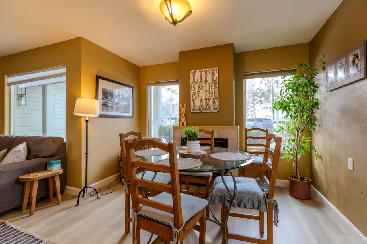 8004 North Lake Boulevard, Kings Beach, CA 96143 Photo