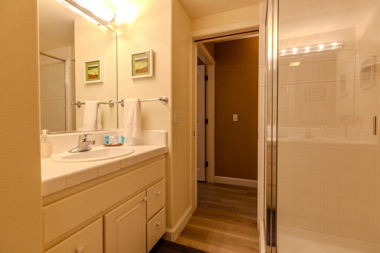 8004 North Lake Boulevard, Kings Beach, CA 96143 Photo