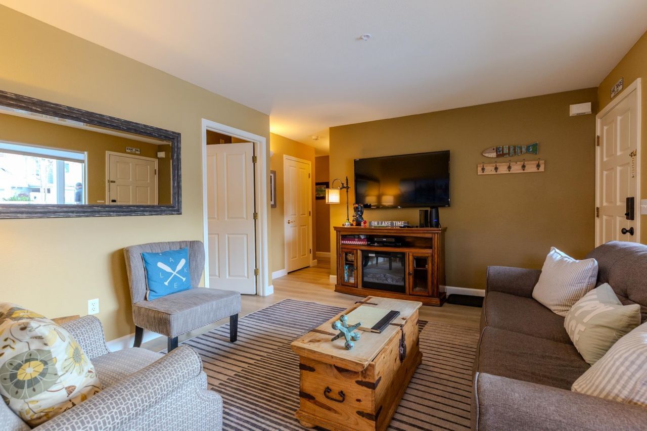 8004 North Lake Boulevard, Kings Beach, CA 96143 Photo