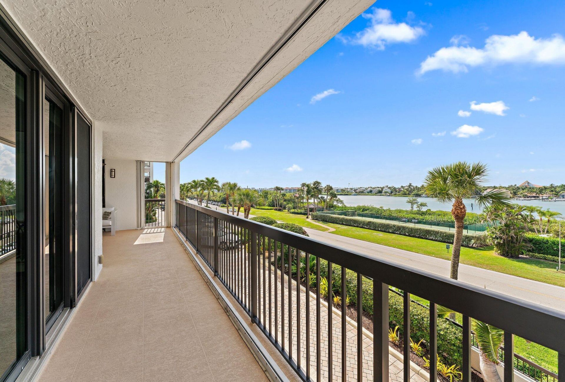 19670 Beach Road, Unit B303, Jupiter, FL 33469 Photo