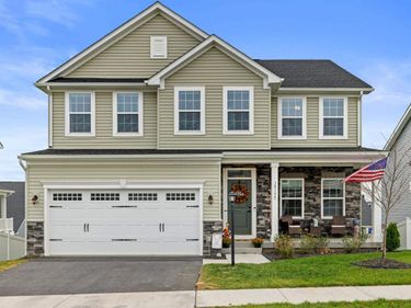 10166 OAK CIRCLE LN, MCGAHEYSVILLE, VA 22840