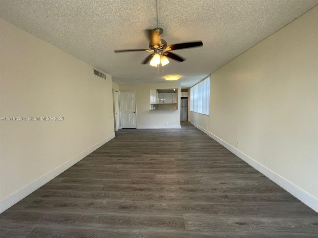 9471 Evergreen Pl, Unit 401, Davie, FL 33324 Photo