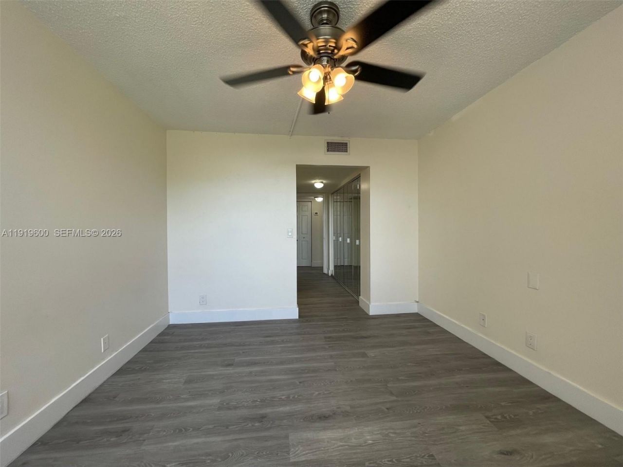 9471 Evergreen Pl, Unit 401, Davie, FL 33324 Photo