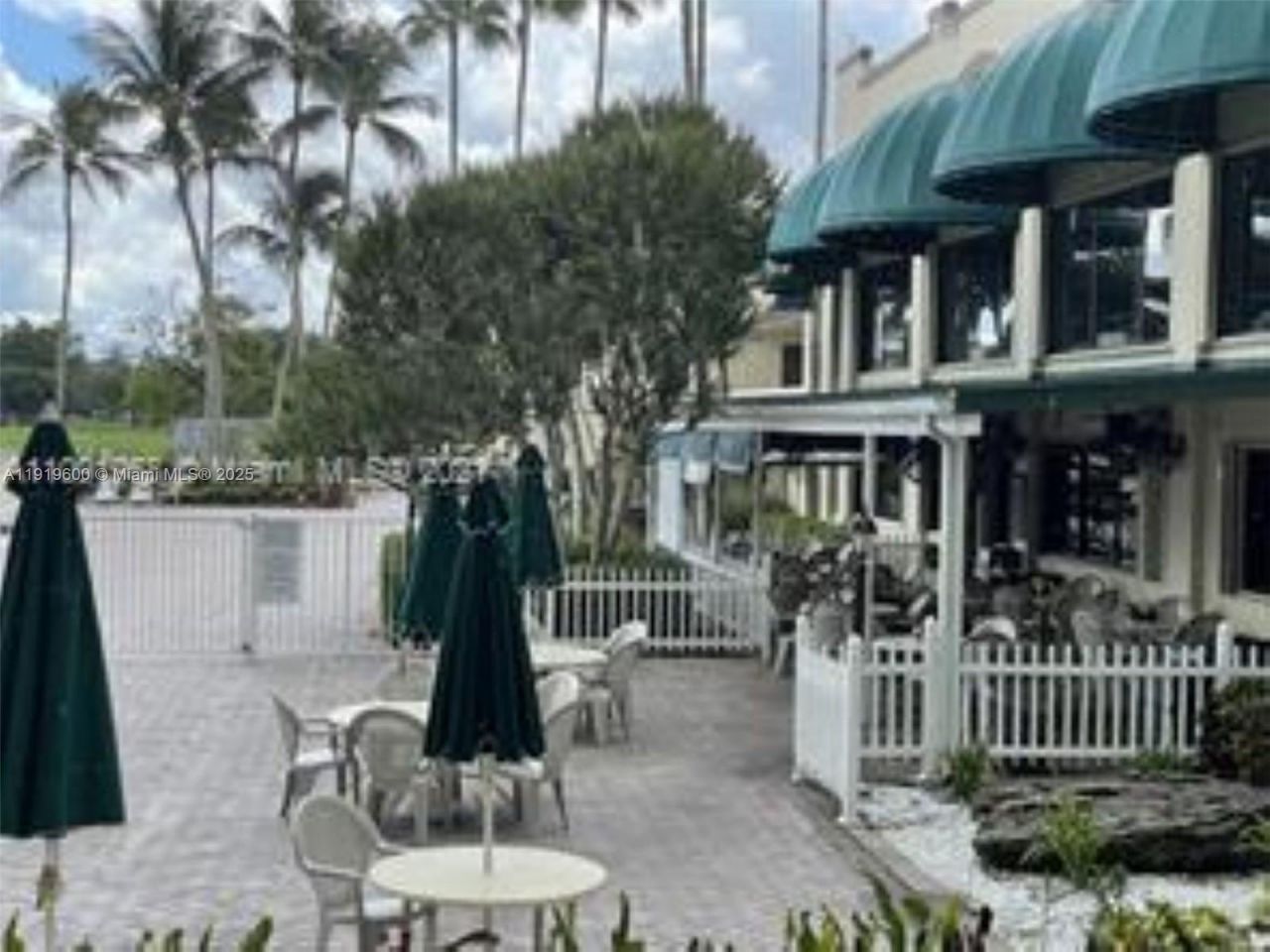 9471 Evergreen Pl, Unit 401, Davie, FL 33324 Photo