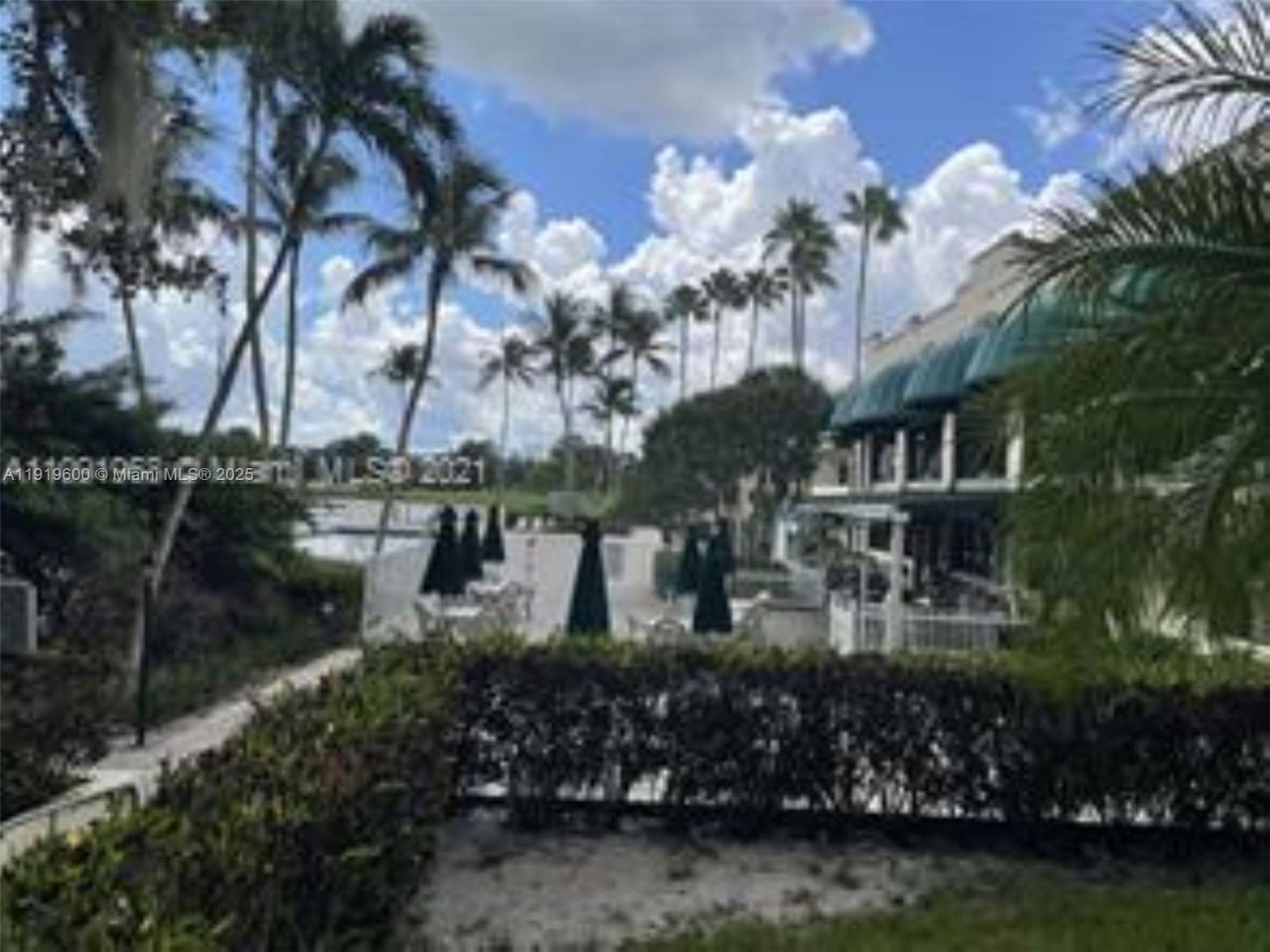 9471 Evergreen Pl, Unit 401, Davie, FL 33324 Photo