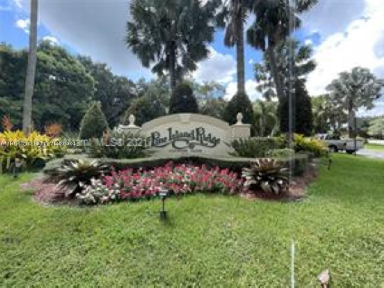 9471 Evergreen Pl, Unit 401, Davie, FL 33324 Photo