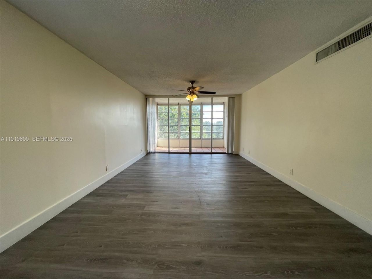 9471 Evergreen Pl, Unit 401, Davie, FL 33324 Photo
