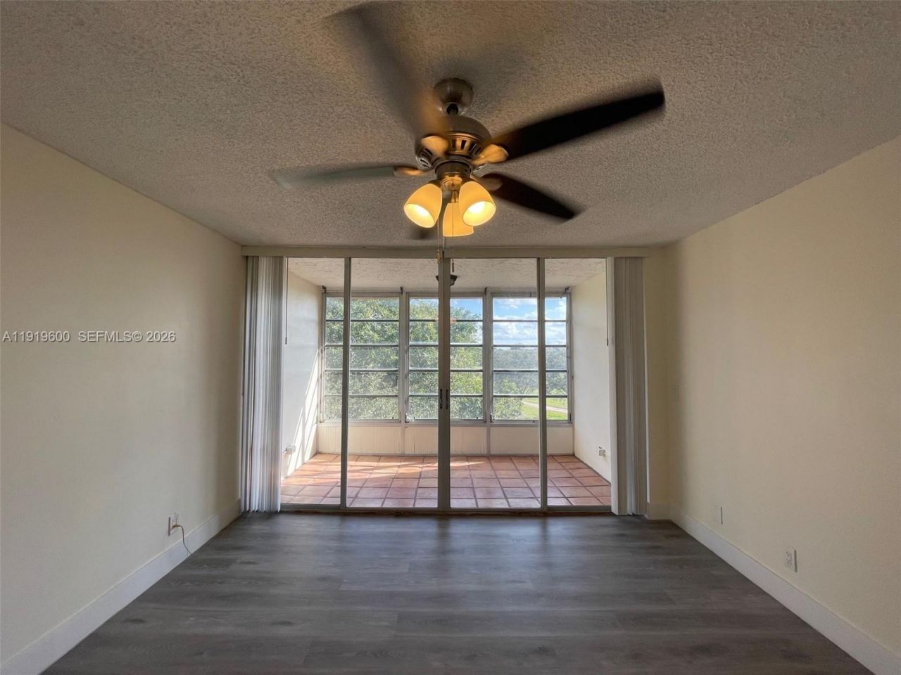 9471 Evergreen Pl, Unit 401, Davie, FL 33324 Photo