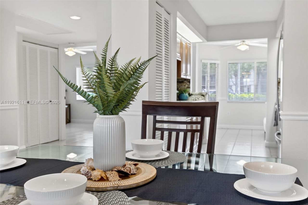 13705 SW 12th St, Unit 103B, Pembroke Pines, FL 33027 Photo