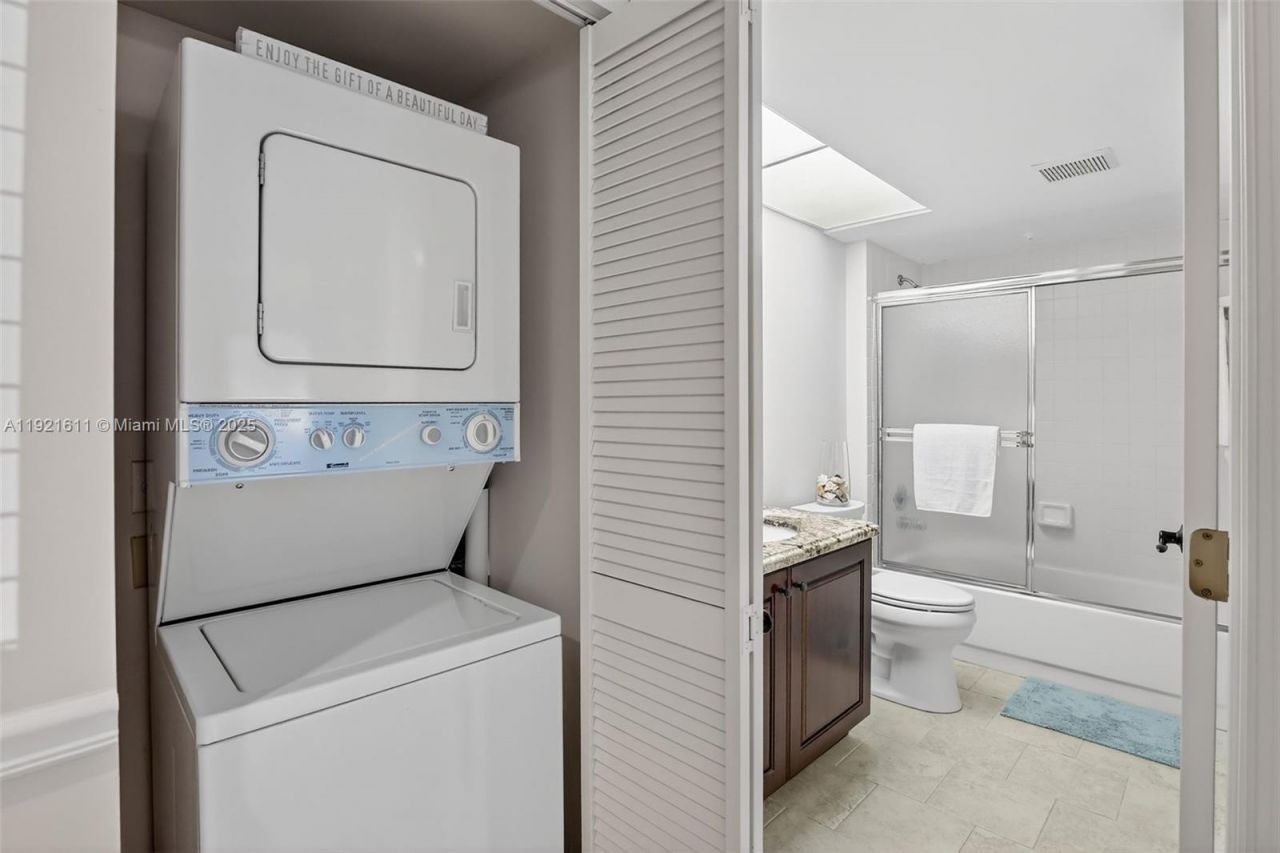 13705 SW 12th St, Unit 103B, Pembroke Pines, FL 33027 Photo