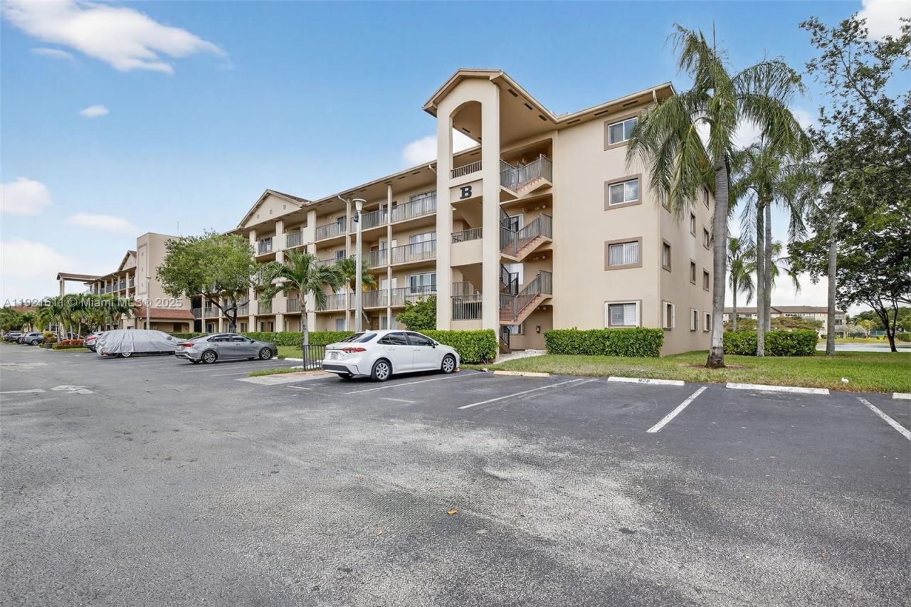 13705 SW 12th St, Unit 103B, Pembroke Pines, FL 33027 Photo