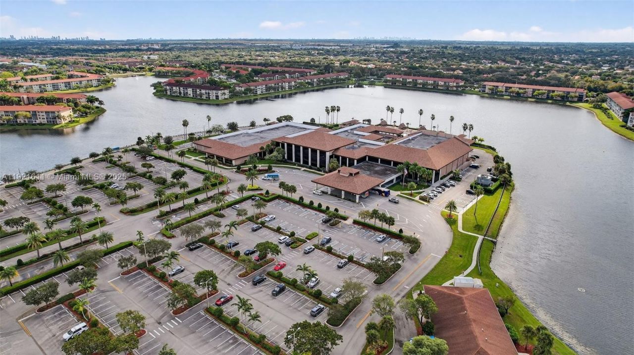 13705 SW 12th St, Unit 103B, Pembroke Pines, FL 33027 Photo