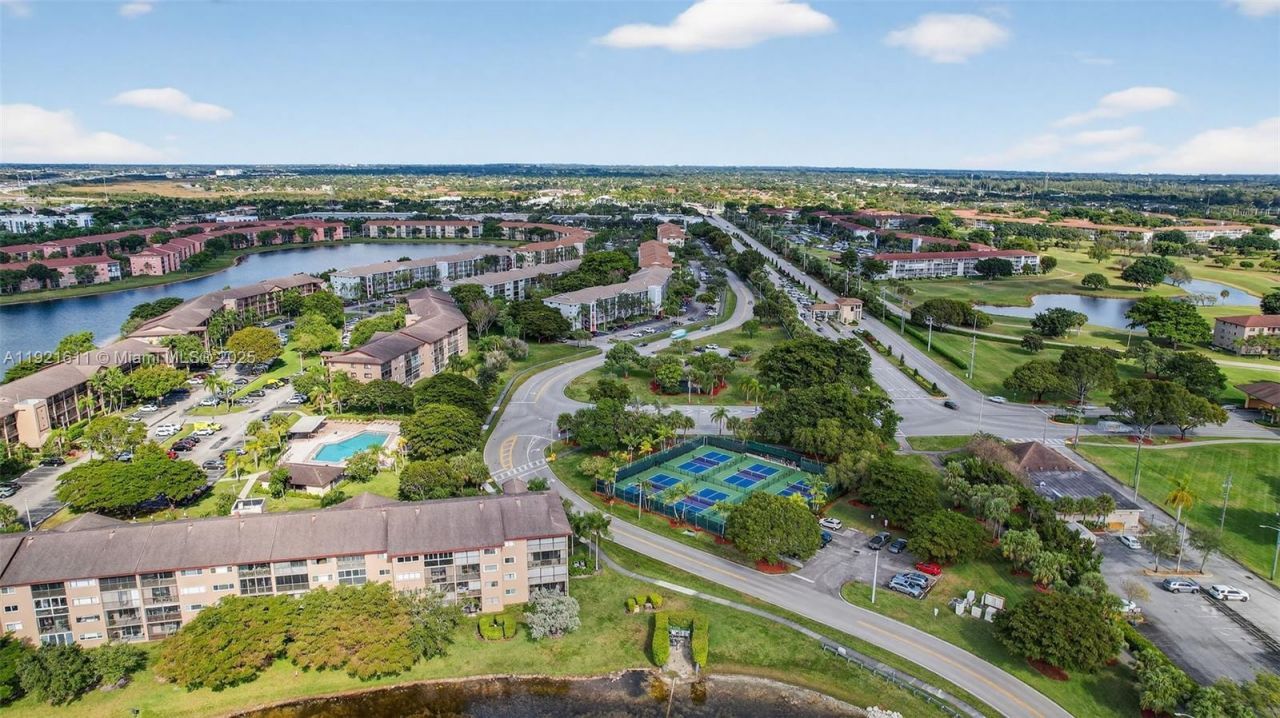 13705 SW 12th St, Unit 103B, Pembroke Pines, FL 33027 Photo