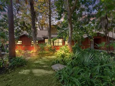 6250 & 5942 E C 478, CENTER HILL, FL 33514