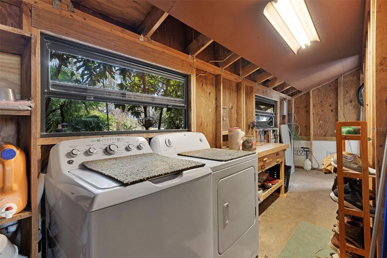 6250 & 5942 E C 478, Center Hill, FL 33514 Photo