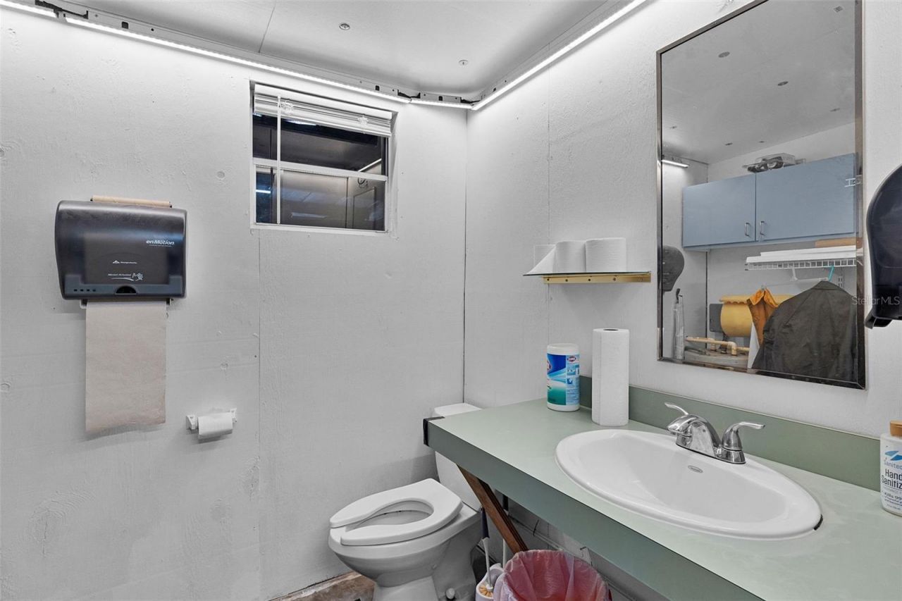 6250 & 5942 E C 478, Center Hill, FL 33514 Photo