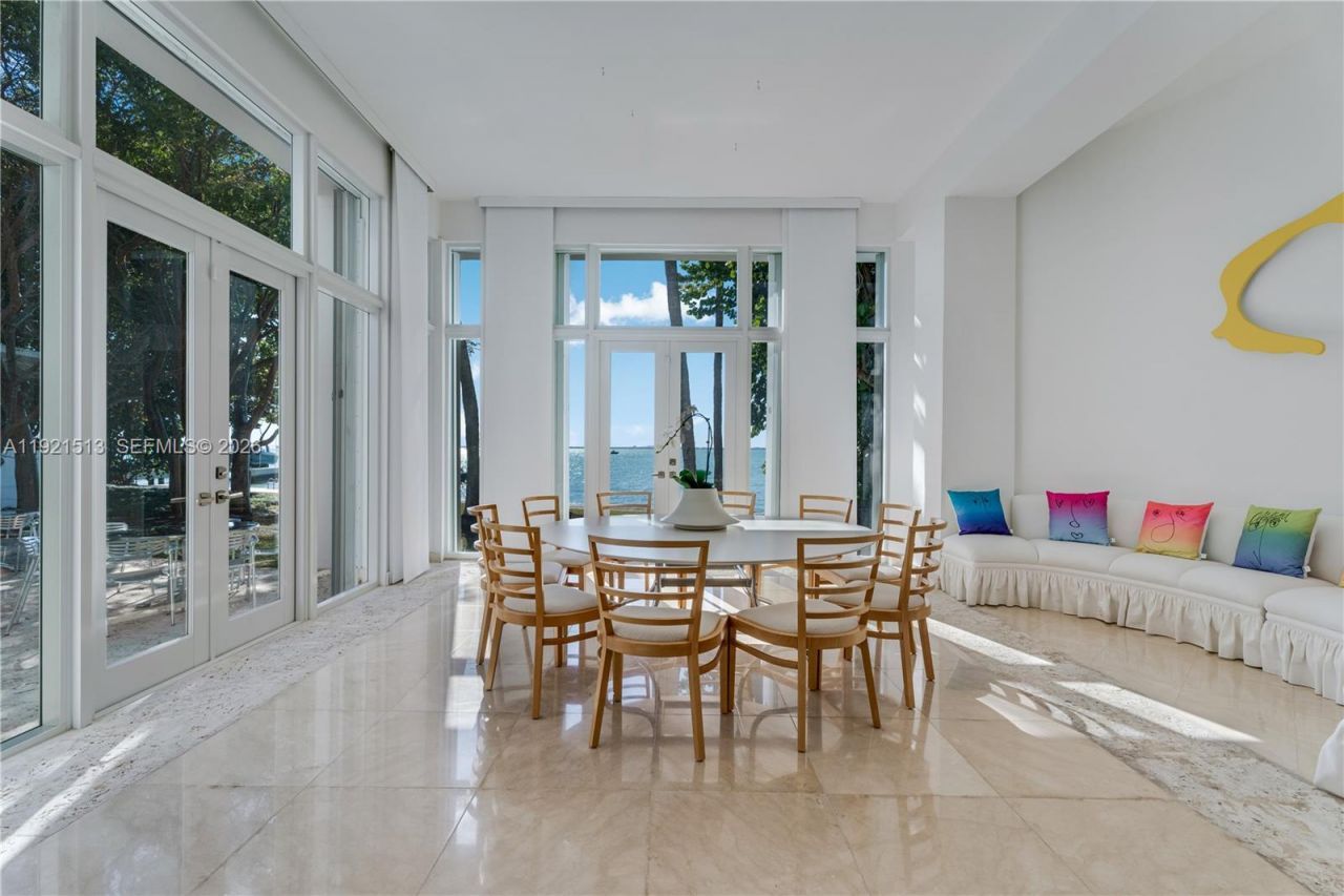 5 Harbor Pt, Key Biscayne, FL 33149 Photo