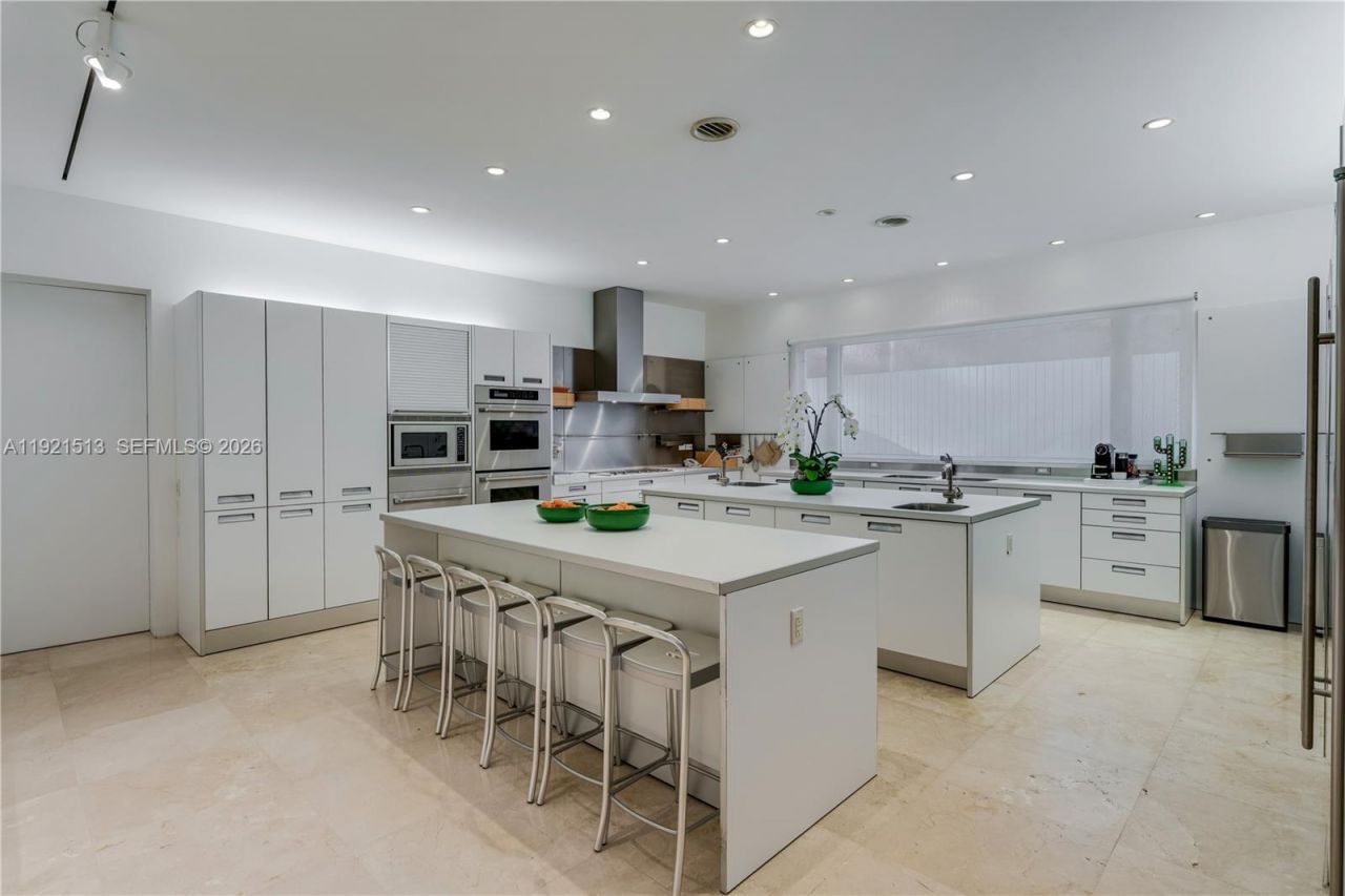 5 Harbor Pt, Key Biscayne, FL 33149 Photo