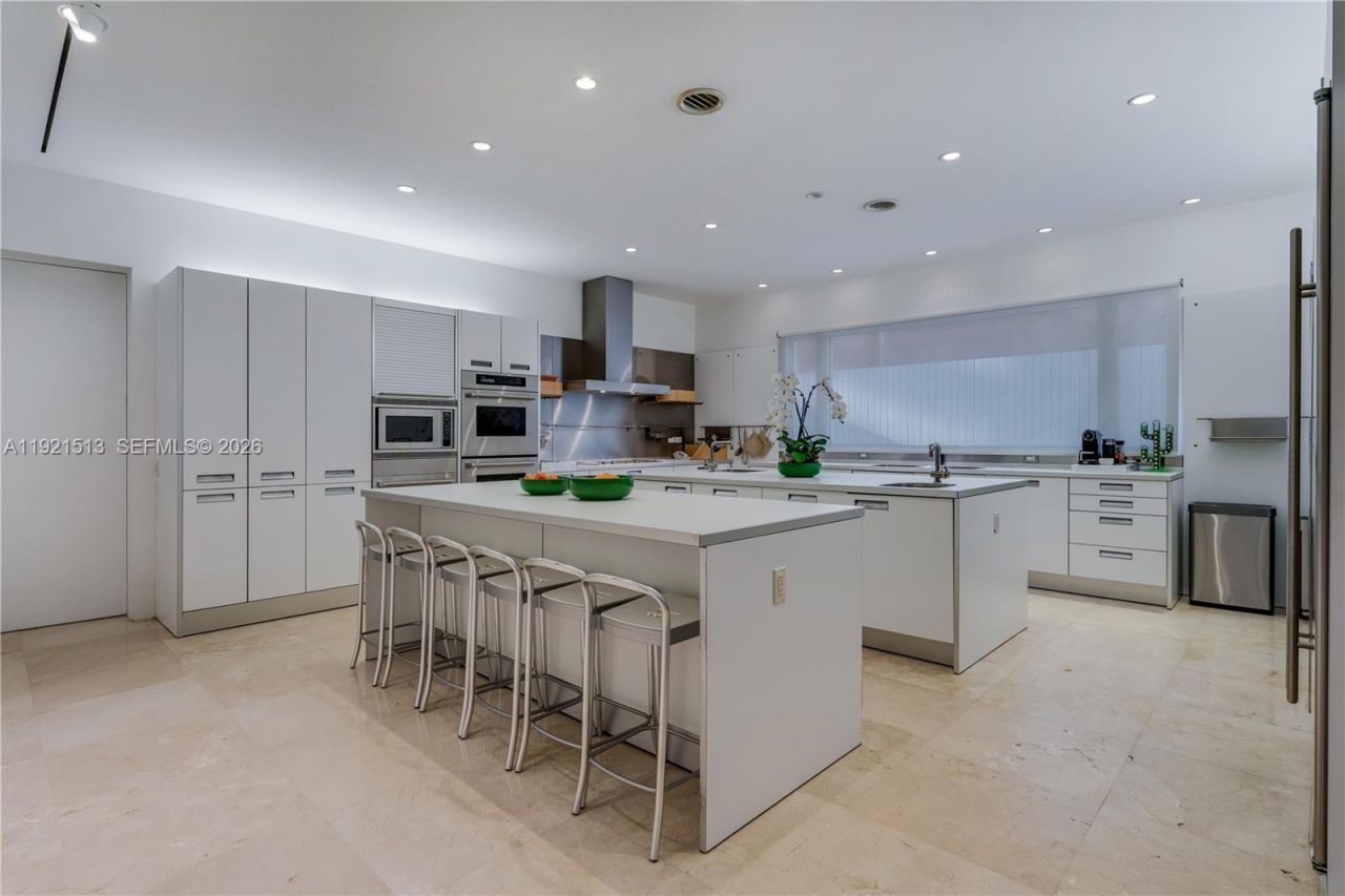 5 Harbor Pt, Key Biscayne, FL 33149 Photo