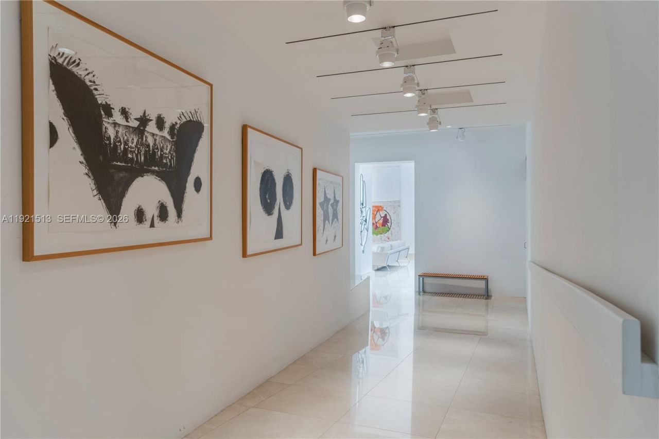 5 Harbor Pt, Key Biscayne, FL 33149 Photo